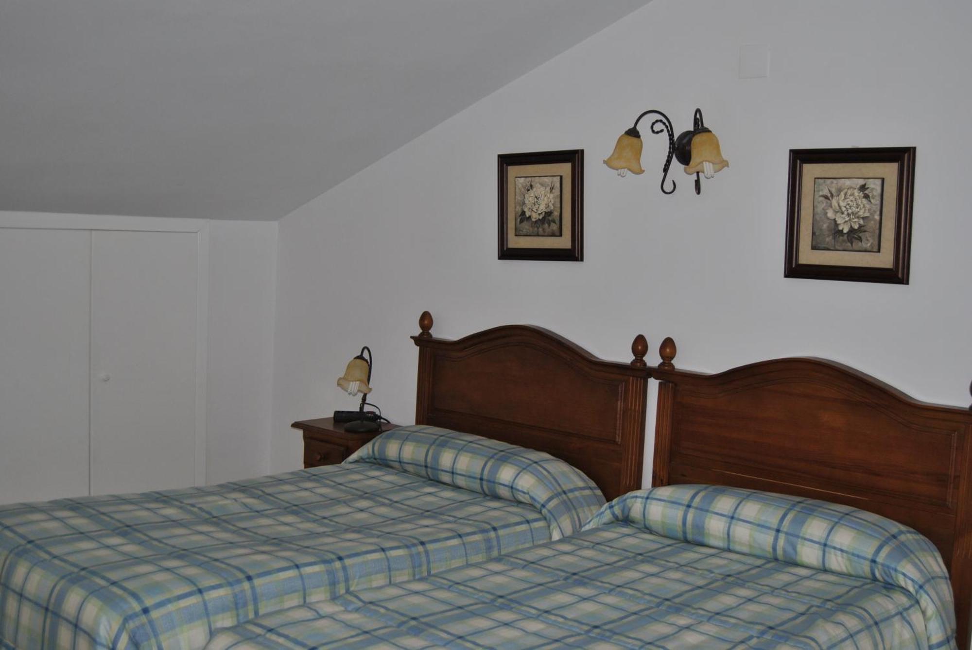 Hostal Rural Amador Puente de Vadillos Chambre photo