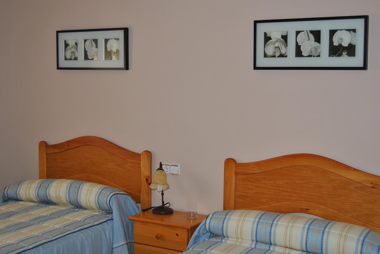Hostal Rural Amador Puente de Vadillos Chambre photo