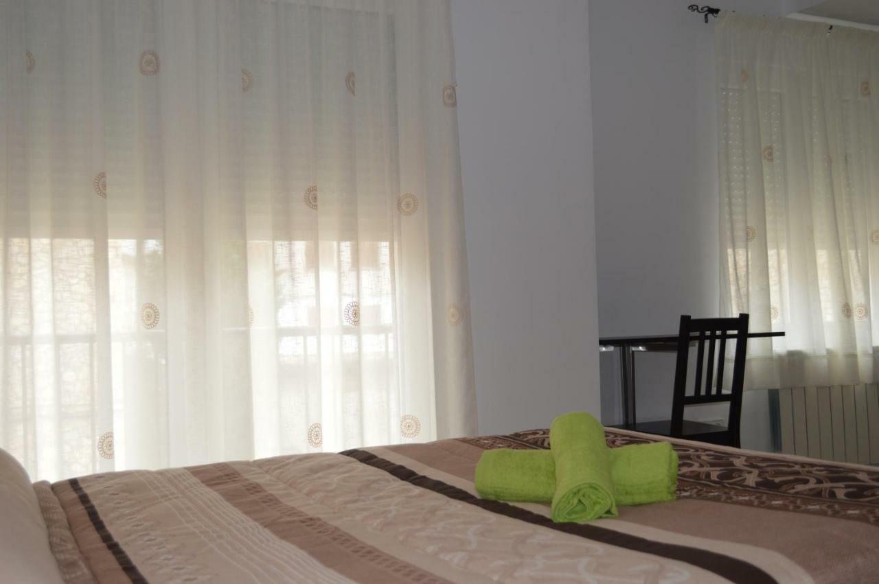Hostal Rural Amador Puente de Vadillos Extérieur photo